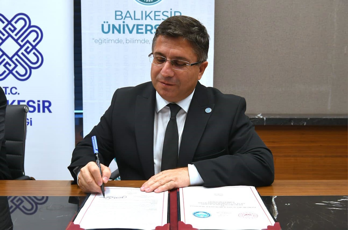 Balıkesir\'de çocuk ve geriatrik hizmetler için sosyal hizmet protokolü imzalandı