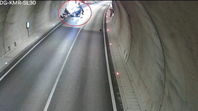 Seslendirme sanatçısı Ali Bilensir motosiklet kazasında can verdi! Eşi korkunç anlara tanık oldu