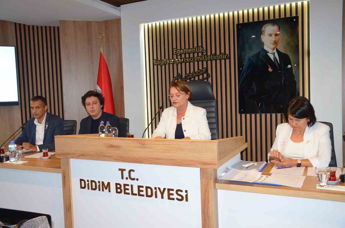 Didim Belediye Meclisi, Vakıfların Altınkum\'daki arazi ihalesi için Gençay\'a yetki verdi