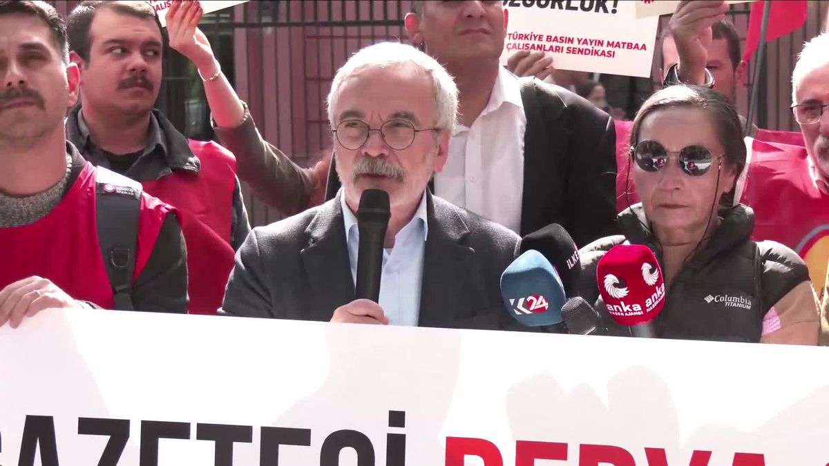 DİSK Basın-İş, Adalet Bakanlığı önünde Derya Okatan\'ın tutukluluğunu protesto etti