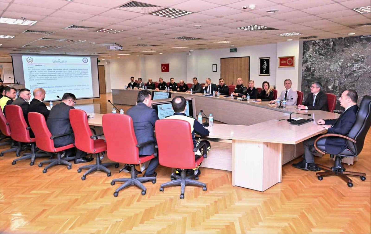 Eskişehir\'de 2026-2027 dönemi okul güvenlik tedbirleri toplantıda görüşüldü