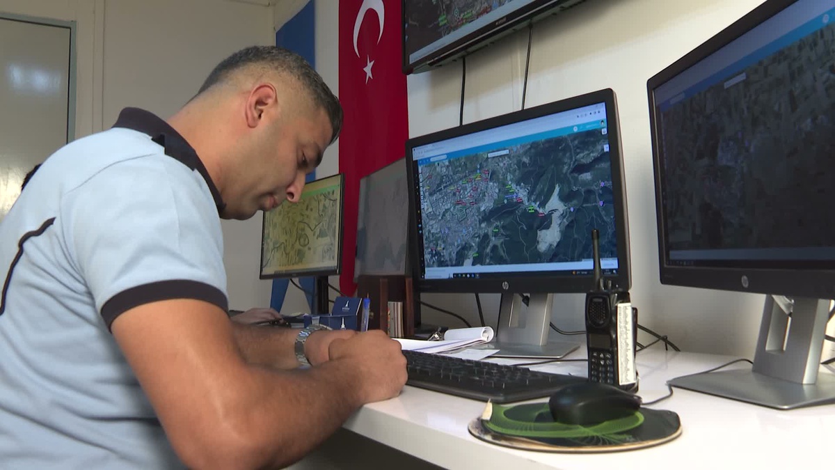 İzmir Büyükşehir Belediyesi kaçak hafriyat dökümüne 21 milyon 898 bin lira ceza kesti