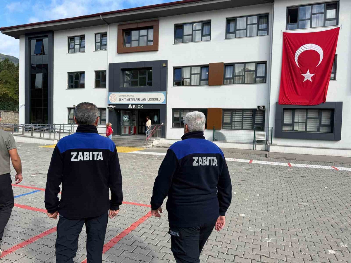 Karabük\'te okul kantinlerinde hijyen denetimi yapıldı, işletmeciler uyarıldı
