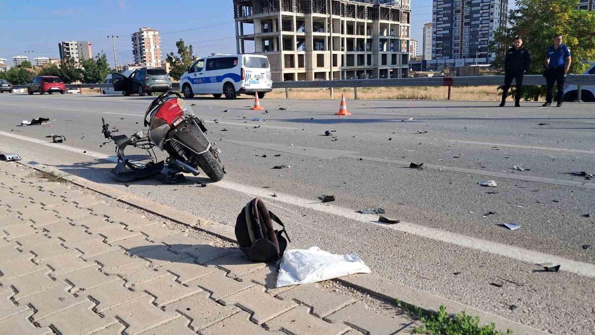 Karaman\'da cipin çarptığı 15 yaşındaki elektrikli bisiklet sürücüsü Konya\'da öldü