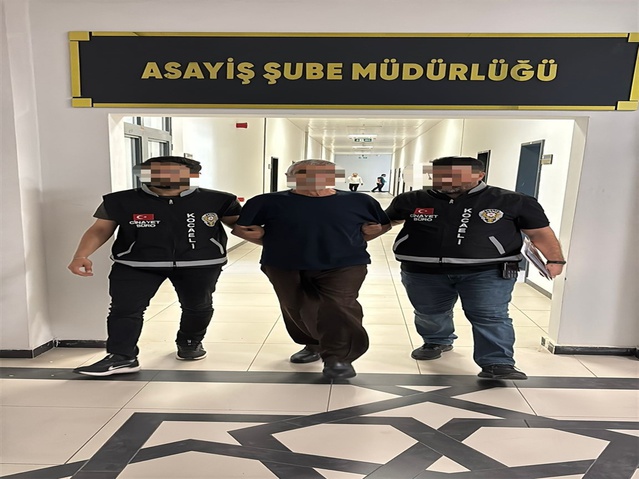 Karamürsel'de baba-oğulu öldüren kanser hastası sanığa 27 yıl 6 ay hapis verildi