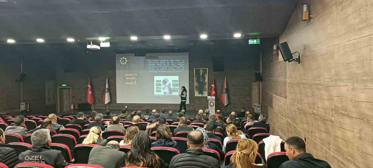 Kars\'ta 75 özel güvenlik görevlisine görev ve yetki eğitimi verildi
