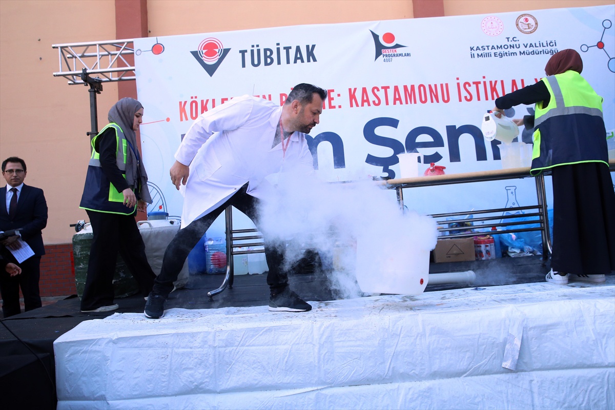 Köklerden Bilime Şenliği Kastamonu\'da açıldı, 10 bin öğrenci 35 atölyede buluşacak