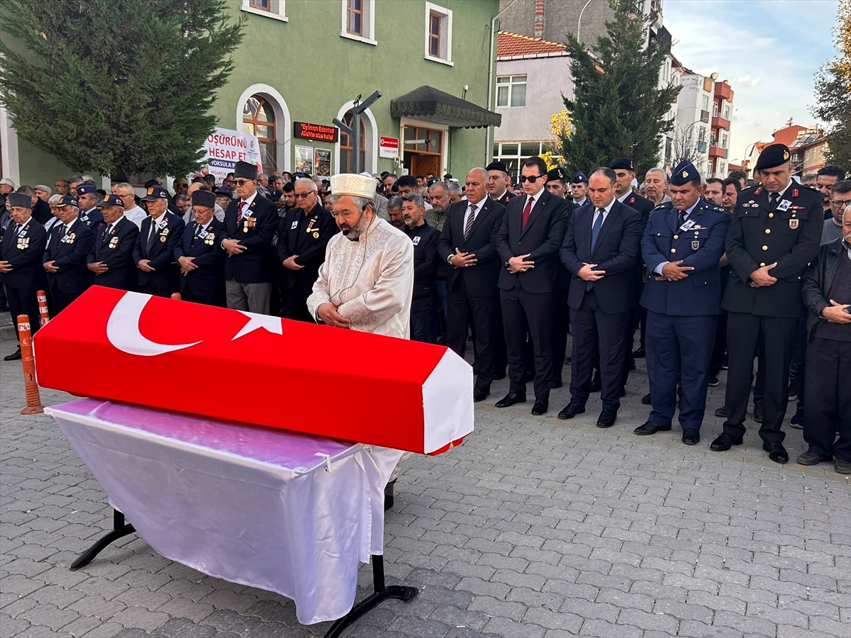Kütahya Hisarcık\'ta Kıbrıs gazisi Mehmet Şener için askeri cenaze töreni düzenlendi