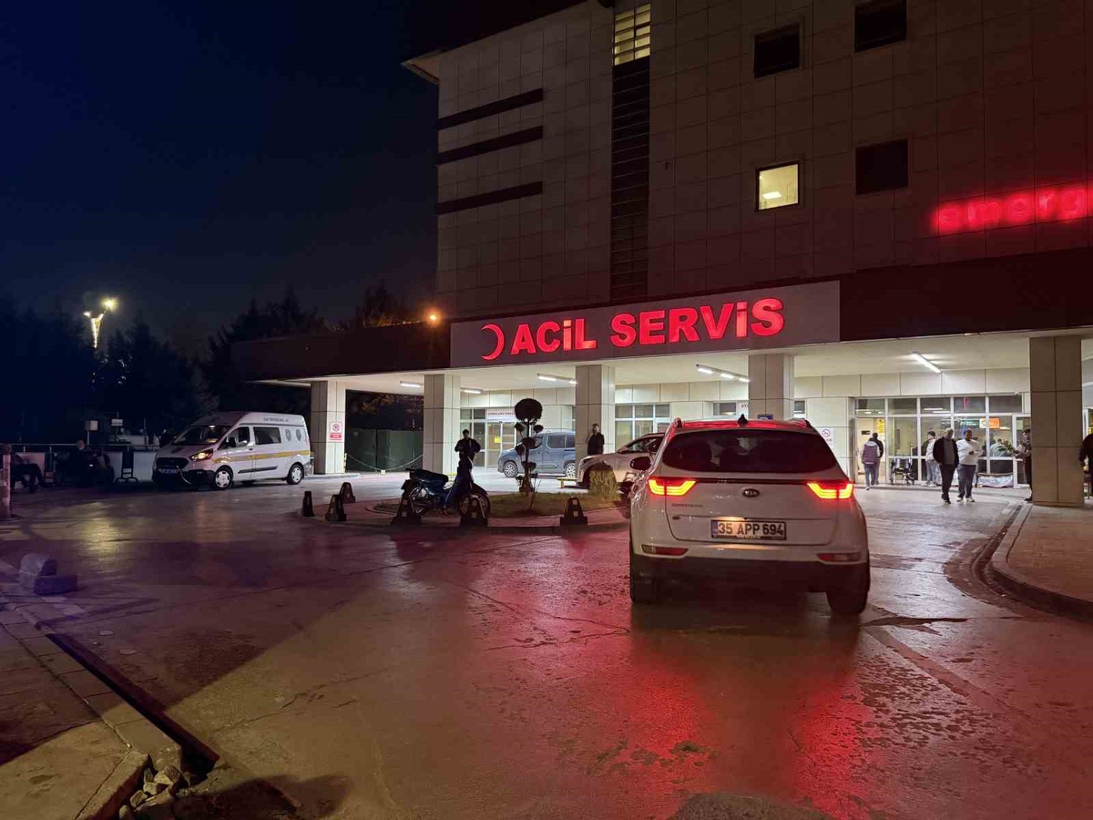 İzmit\'te yere düşen kanser hastası, Kocaeli Devlet Hastanesi\'nde kurtarılamadı.
