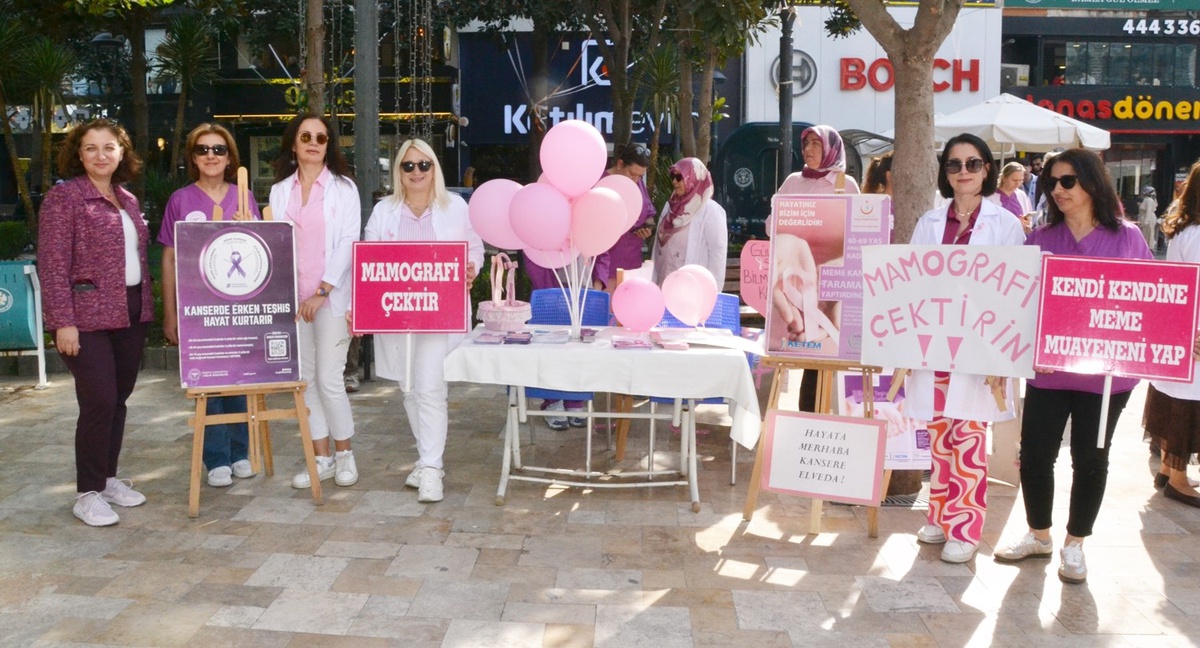 Manisa\'da pembe kurdeleli yürüyüşte meme kanserinde erken teşhis vurgulandı