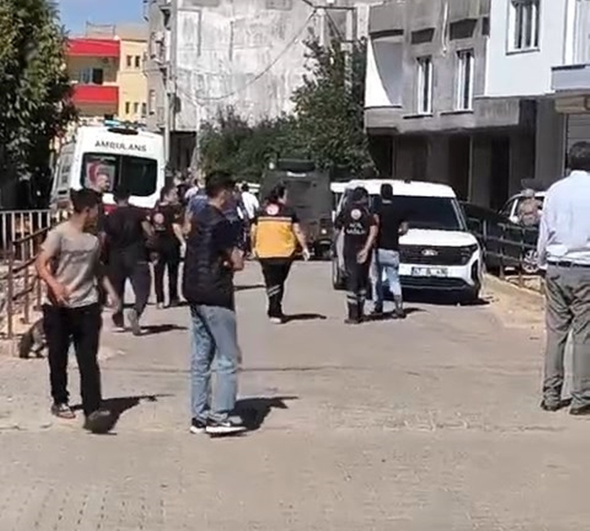 Mardin Kızıltepe\'de 8 yıl 7 ay cezalı firari bıçakla intihar girişiminde bulundu