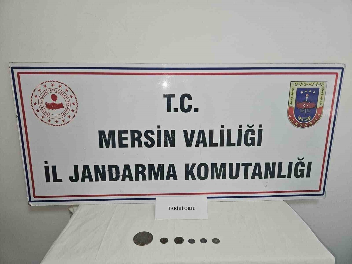 Mersin Anamur\'da tarihi eser satmak isteyen şüpheli yakalandı, 6 obje ele geçirildi