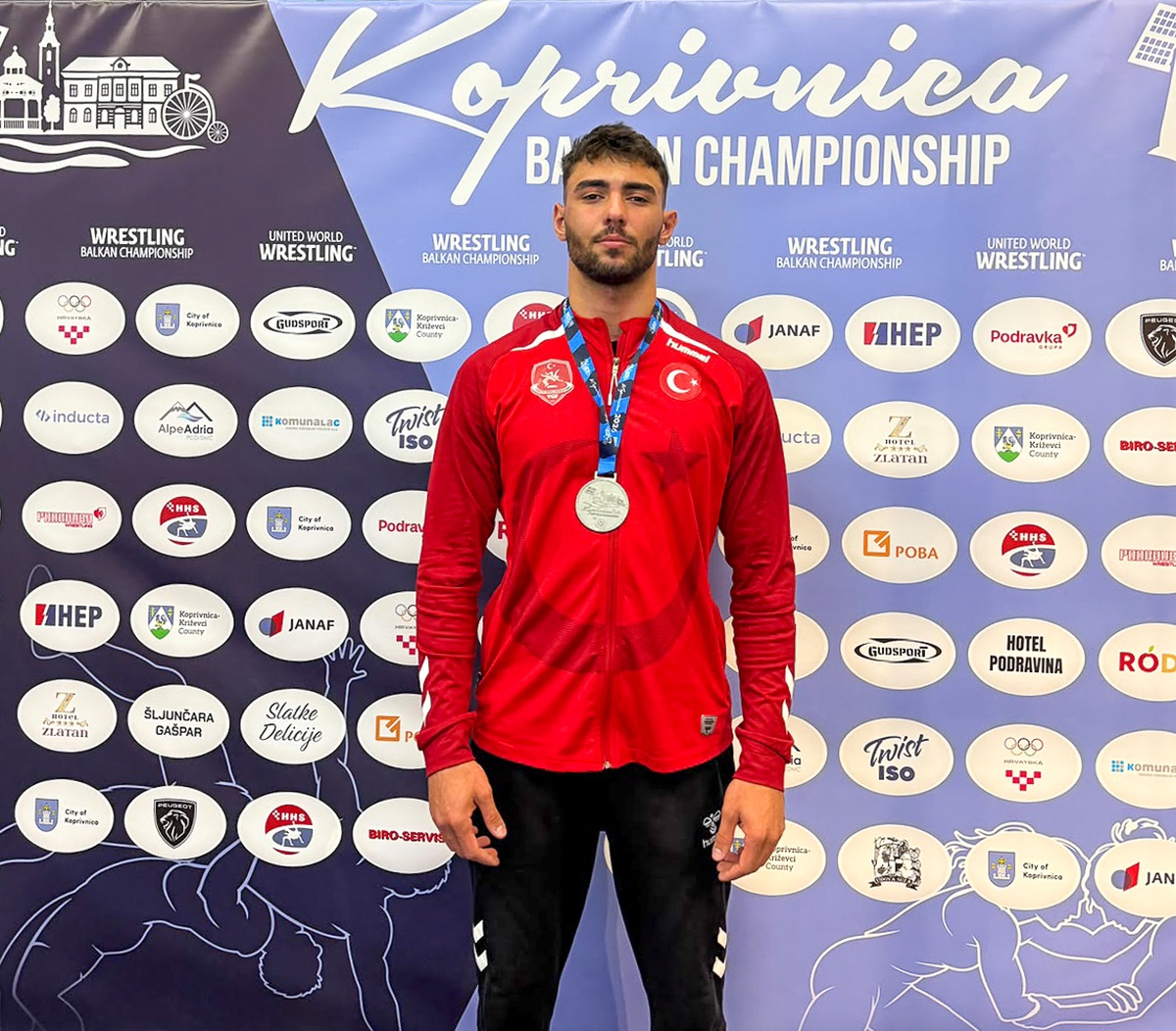 Muhammed Emin Uyumaz, U20 Balkan Şampiyonası\'nda 87 kiloda gümüş madalya kazandı