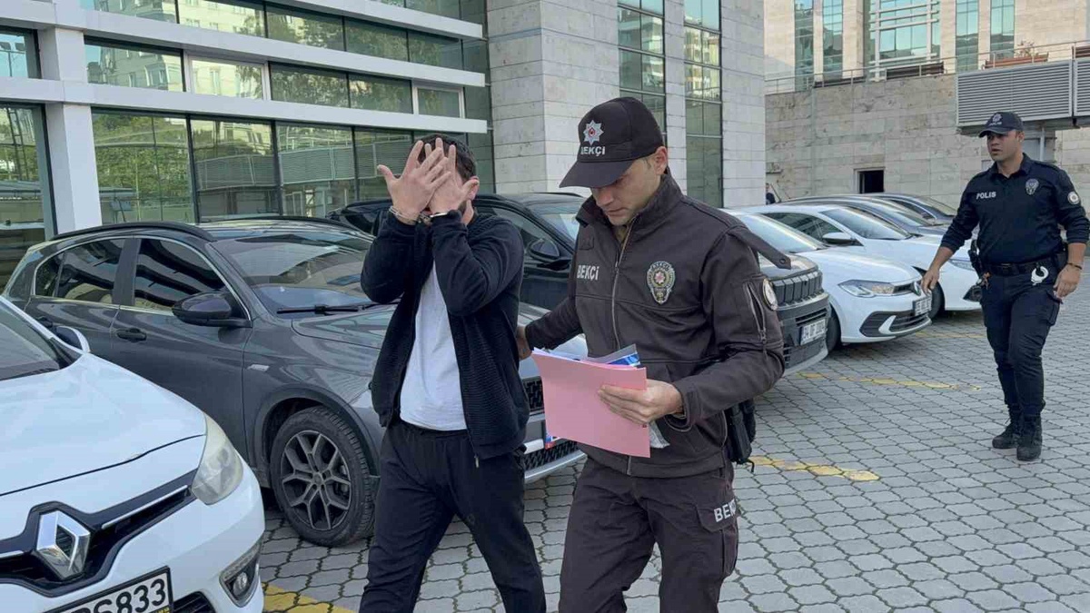 Samsun\'da polislere mukavemet ettiği öne sürülen şahıs adli kontrolle serbest kaldı