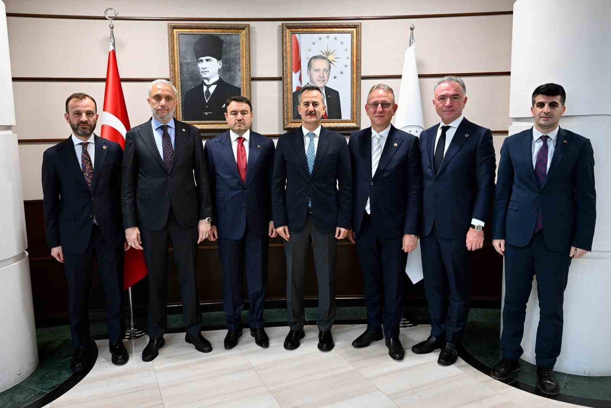 Kütahya heyeti Ankara\'da savunma sanayii temasları yaptı, Görgün kasımda gelecek
