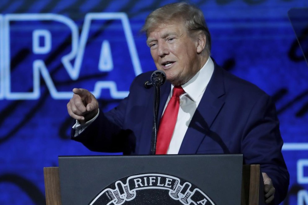 Trump: İran\'dan ayrılacağız ve petrol düşecek