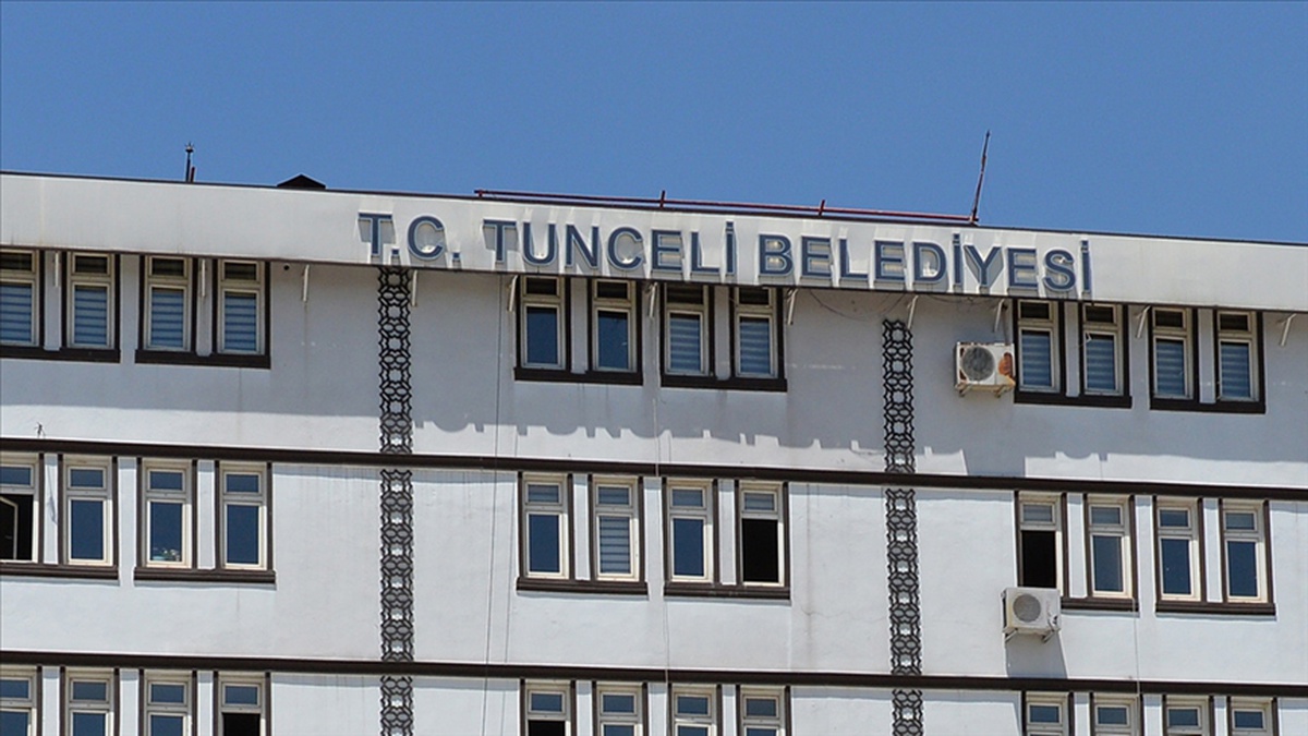 Tunceli Belediyesi, işe iadesine hükmedilen 13 işçiyle ilgili açıklama yaptı