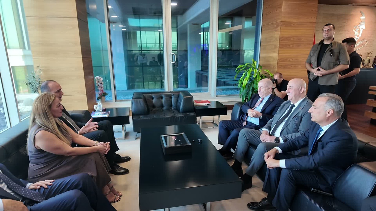 Ümit Özdağ, Antalya Konyaaltı\'da Başkan Kotan ile görüşüp gündemi değerlendirdi