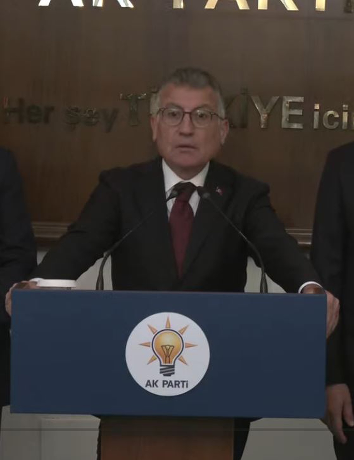AK Parti\'nin fon tasfiyesine ilişkin 1 milyon lira ara ödeme teklifi TBMM\'ye sunuldu