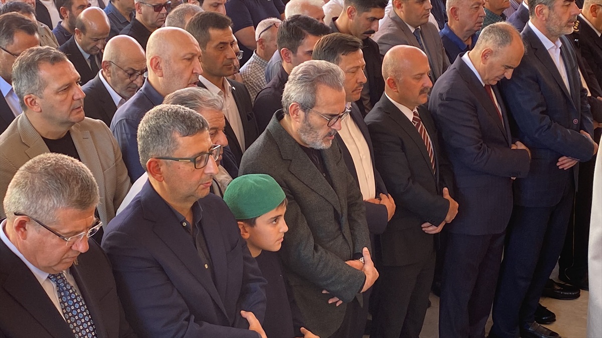 Mahir Ünal\'ın kayınpederi Hasan Özdin, Nazilli\'de son yolculuğuna uğurlandı