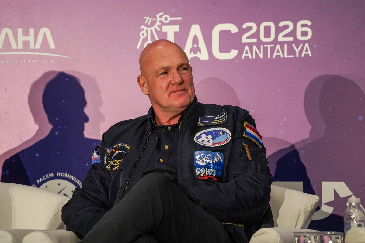 Antalya Uzay Kongresi\'nde astronotlar insanlı uçuş güvenliğini değerlendirdi