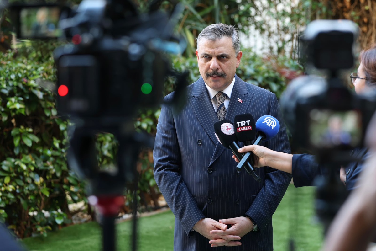 Bakan Çiftçi, Atina\'da 625 örgüte 1.741 operasyon ve 714 kişinin iadesini açıkladı