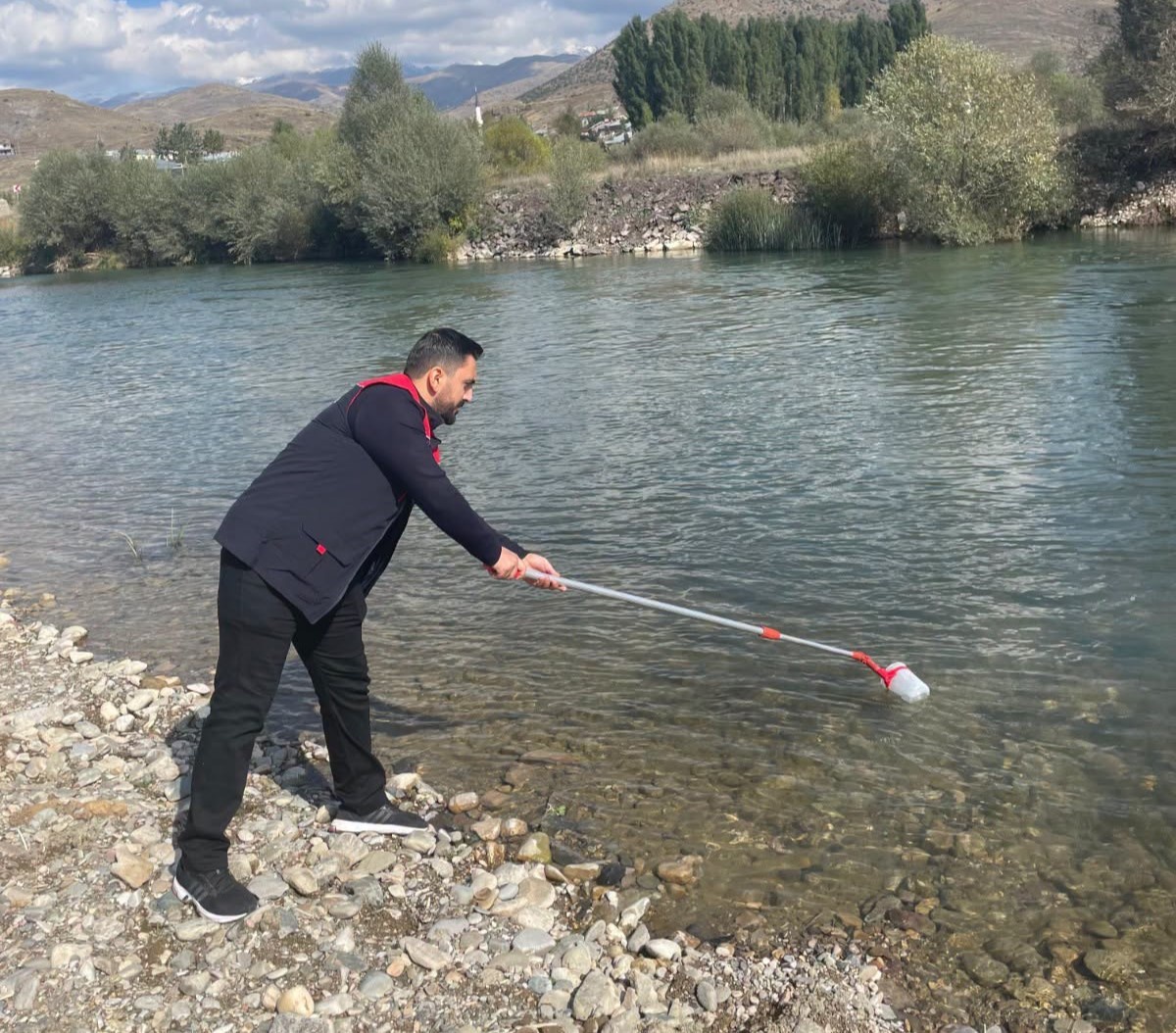 Bayburt\'ta 21 noktadan alınan su numuneleri nitrat kirliliği için incelendi