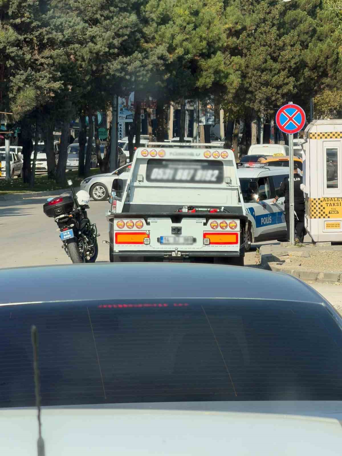 Bolu\'da oto kurtarıcıya başka plaka takan sürücüye 186 bin lira ceza kesildi