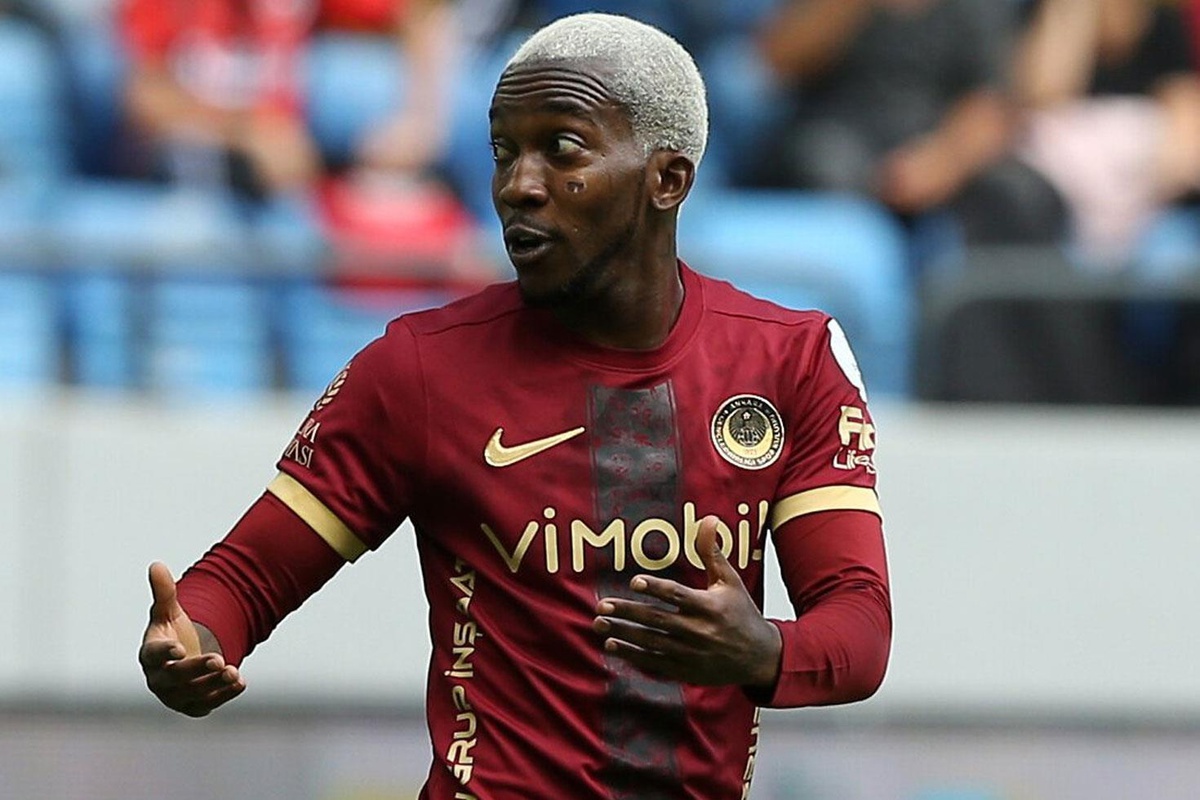 Bursaspor\'dan transferde büyük sürpriz: Henry Onyekuru