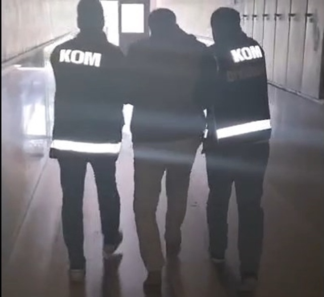 Sahte MİT'çilerden akılalmaz tezgah! 7 kişiyi dolandırdılar