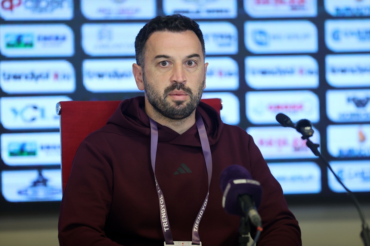 Taşdemir, Sivasspor\'un evindeki ilk galibiyetinde baskının 4-1\'le aşıldığını söyledi