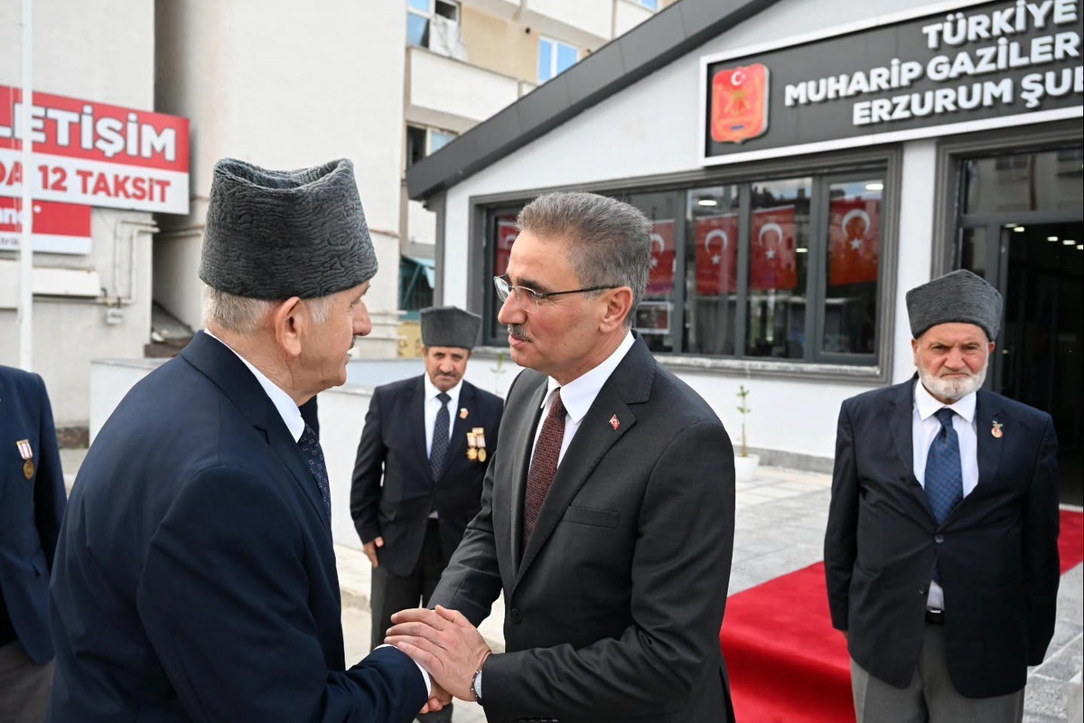 Erzurum Valisi Aydın Baruş, gazilerle buluşup vefa borcunun ödenemeyeceğini söyledi