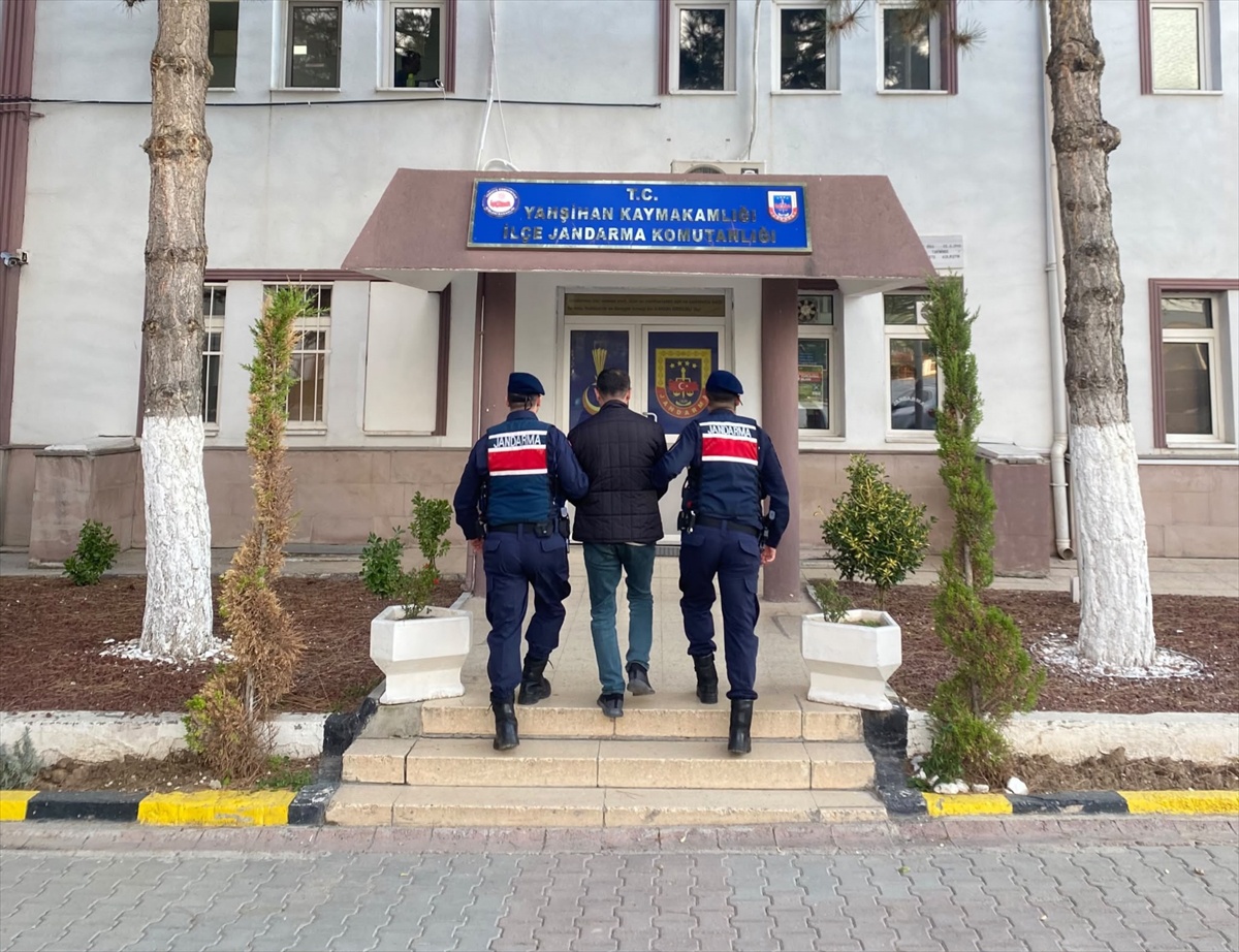 Kırıkkale\'de uyuşturucu suçundan 3 yıl 1 ay 15 gün cezalı firari hükümlü yakalandı