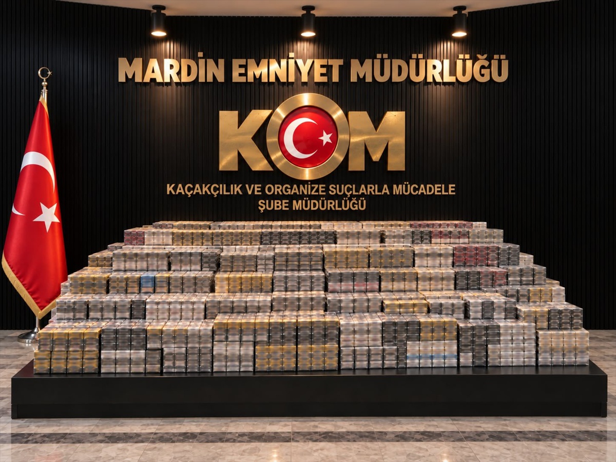 Mardin Midyat\'ta kaçak sigara operasyonunda 12 bin 900 paket ele geçirildi