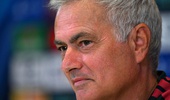 Mourinho'dan ültimatom: Yedek kulübesinde bile oturamaz