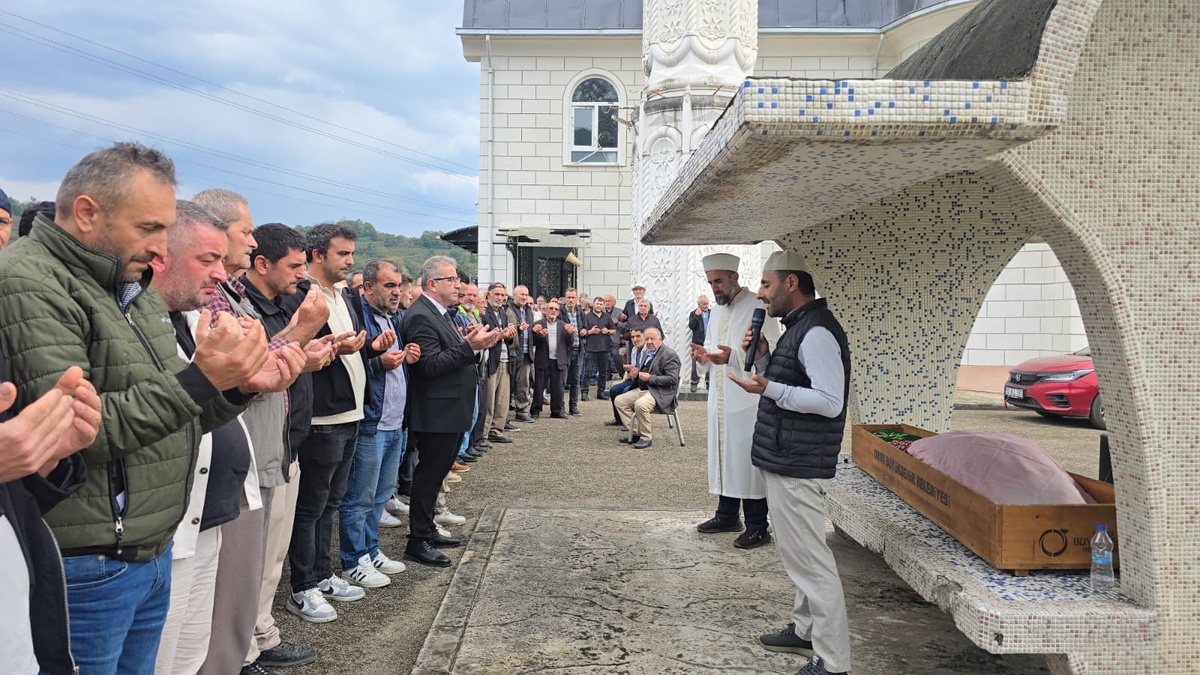 Ordu Korgan\'da şüphelinin annesince vurulan 62 yaşındaki kadın toprağa verildi