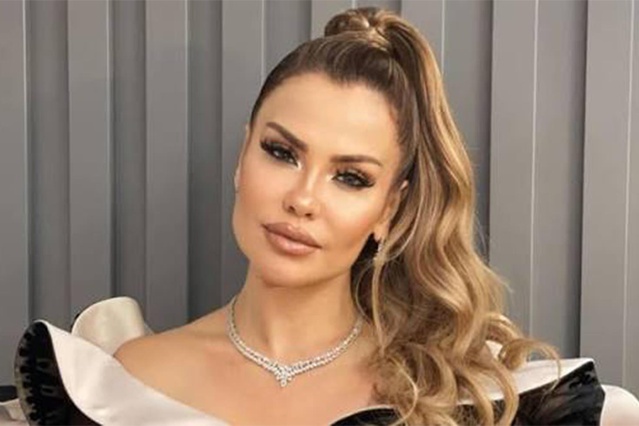 Şarkıcı Lara'dan Atilla Taş'ın acısına sessiz kalan ünlülere sert tepki