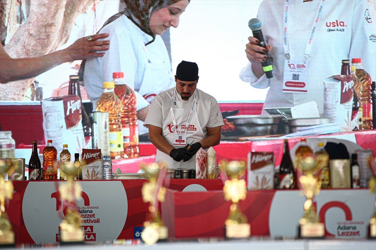 Adana Lezzet Festivali\'nde Vahide Nur Şahin ve Toprak Öz birinci oldular