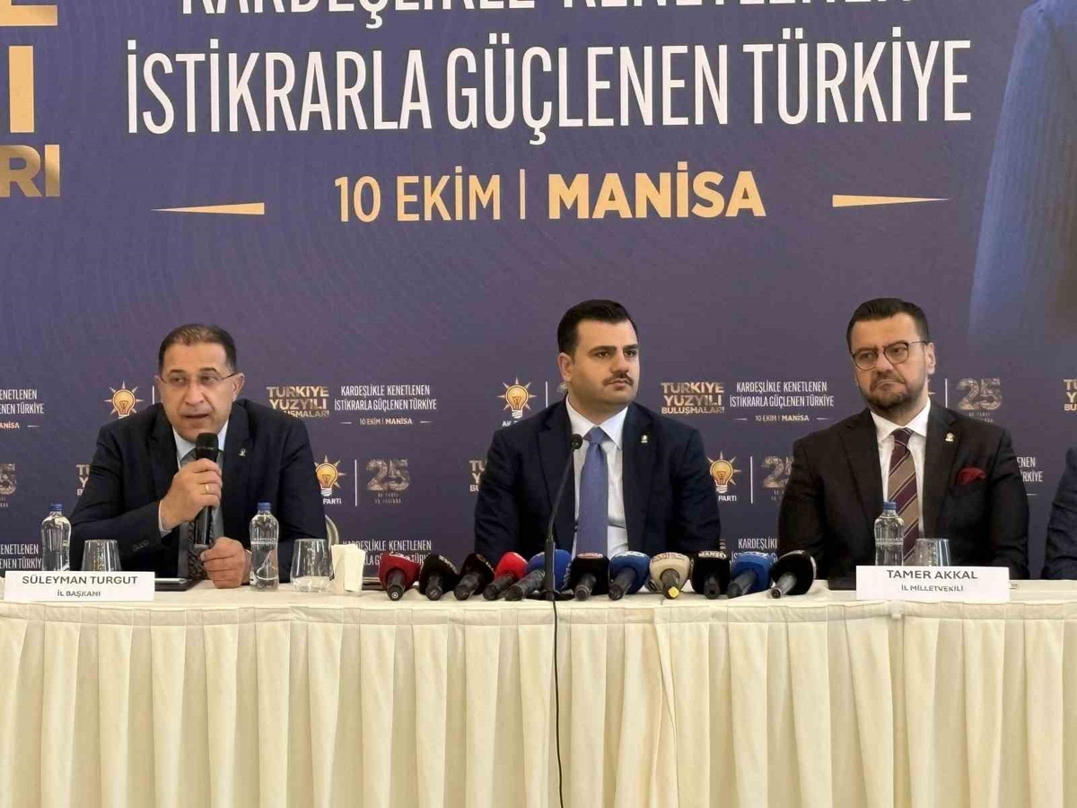 AK Partili İnan, dedikodularla Özgür Özel\'in Manisa\'da sokağa çıkamayacağını söyledi