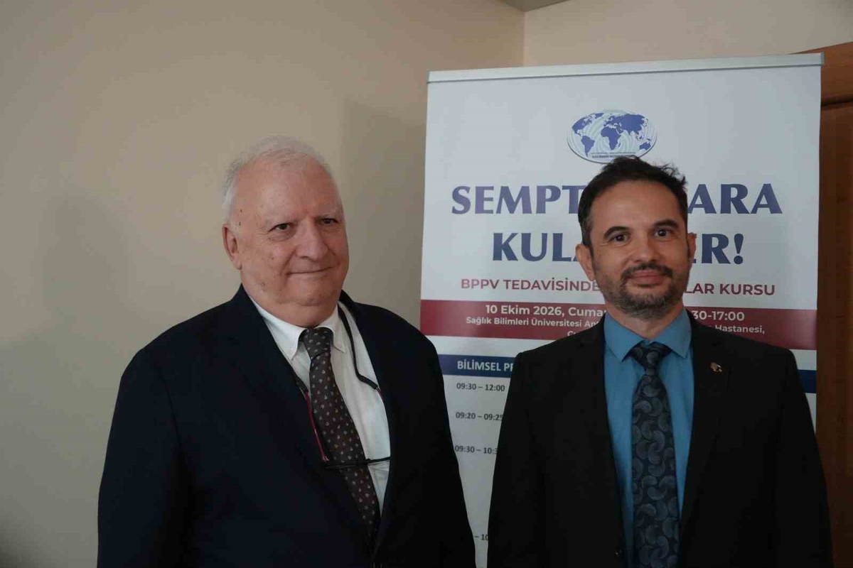 Antalya\'da Prof. Dr. Özgirgin, baş dönmesinde cerrahi yerine manevra eğitimi verdi