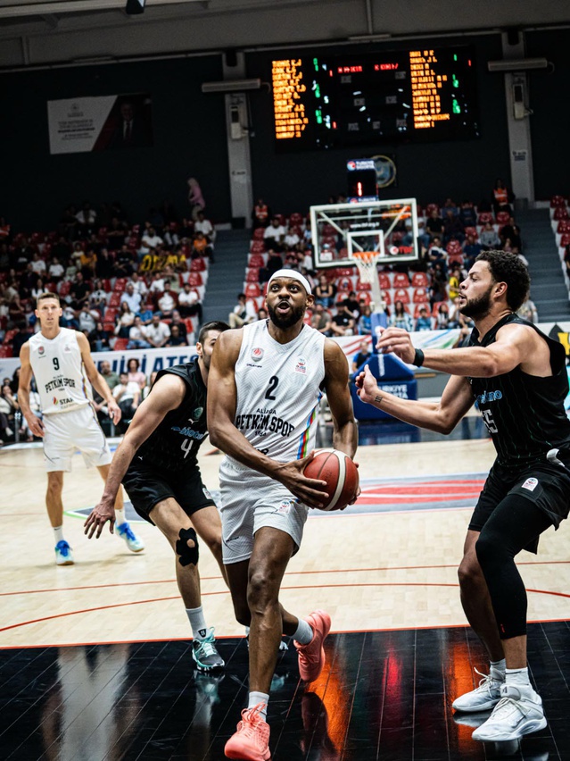 Körfez Basket, Aliağa Petkimspor'u Cook'un son saniye üçlüğüne rağmen 91-90 yendi