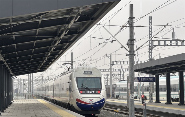 Çerkezköy-Kapıkule Hızlı Tren Hattı'nda ilk sefer başladı