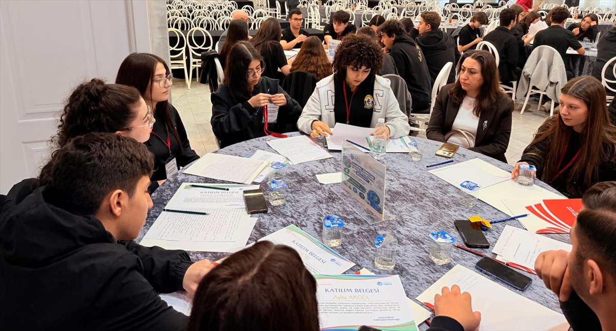 Çorum\'da COP31 İklim Çalıştayı\'nda 16 ortaöğretim kurumundan öğrenciler çözüm üretti