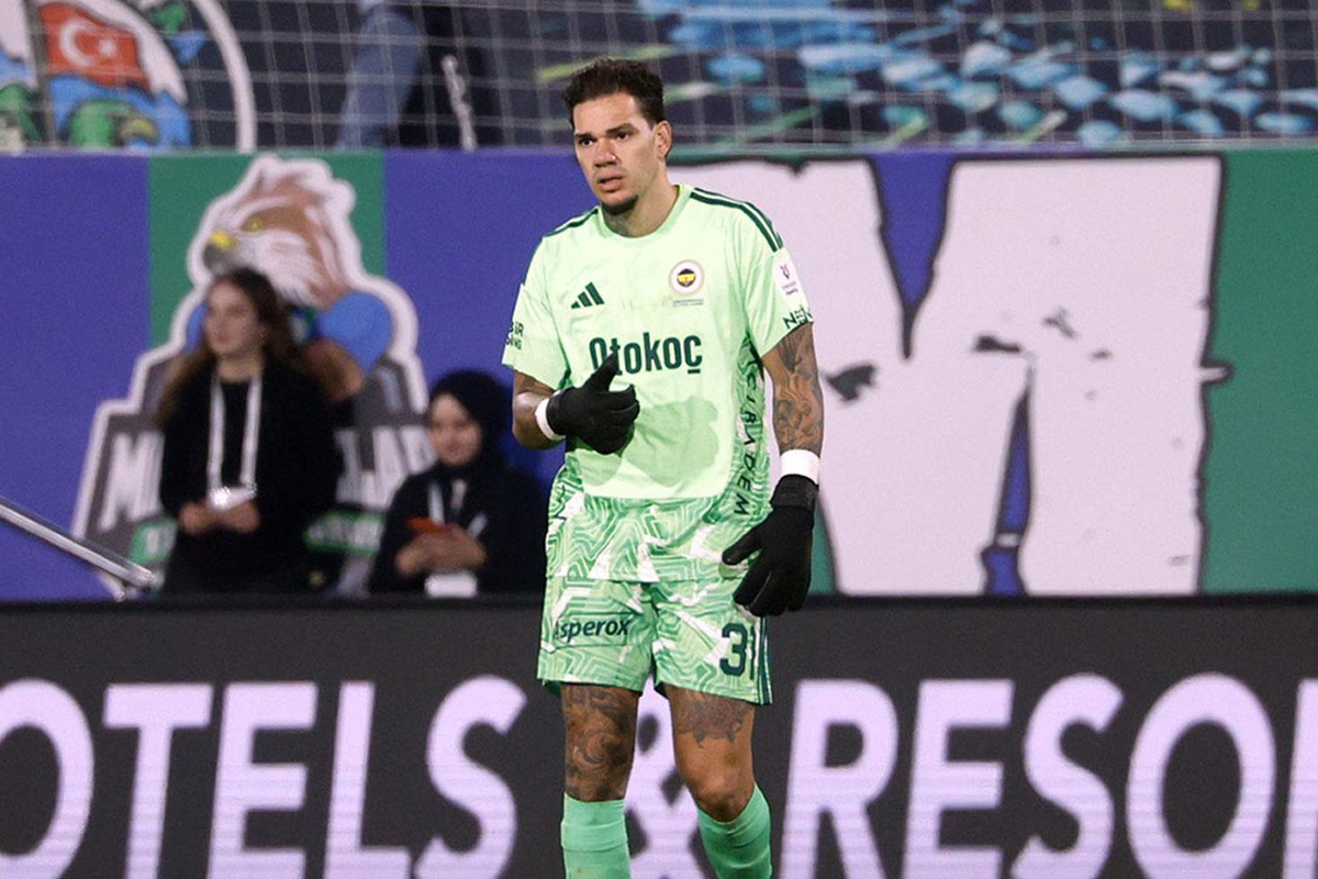 Ederson kalesini yine gole kapattı