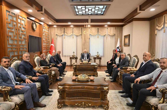 EMŞAV heyeti Vali Zorluoğlu ve Emniyet Müdürü Mutlu ile bir araya geldi