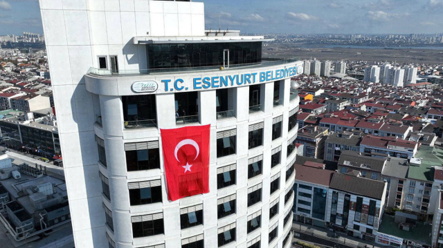 Esenyurt Belediyesi’ne yönelik yolsuzluk soruşturmasında 9 şüpheli tutuklandı