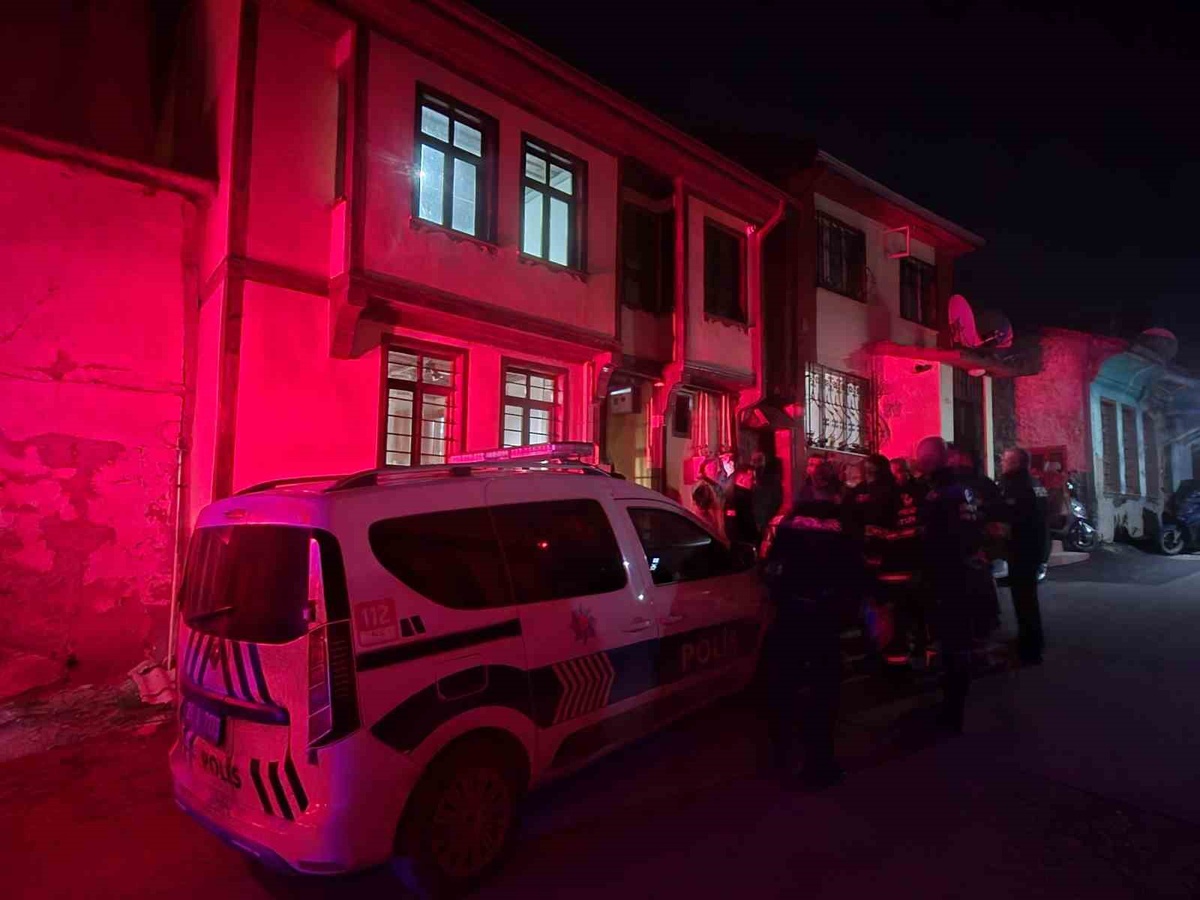 Eskişehir\'de 10 gündür haber alınamayan şahsın dairesi çilingirle açıldı, evde yok