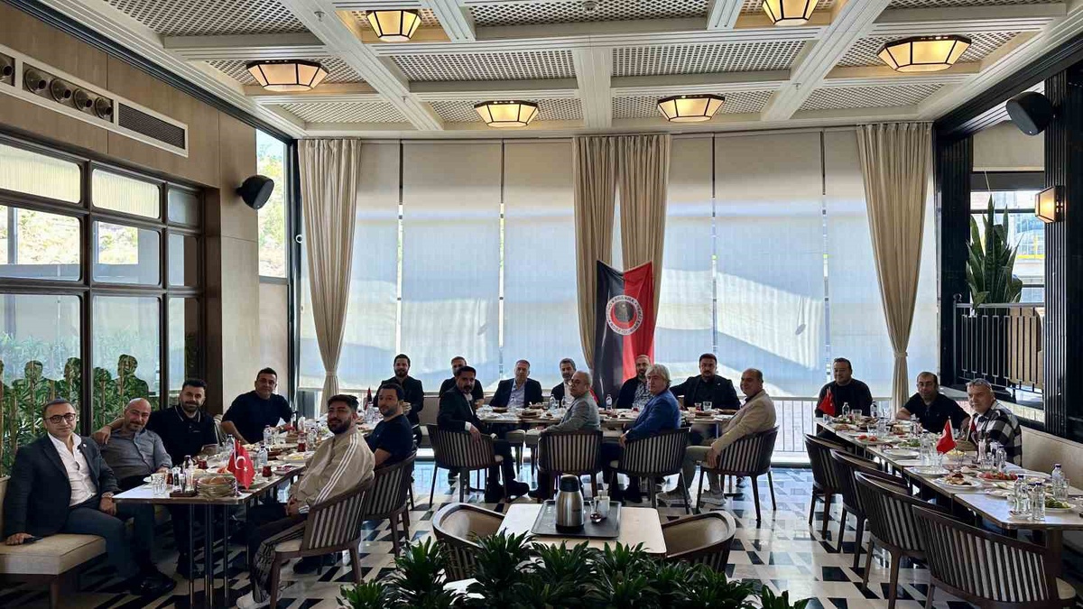 Süper Lig\'de 7. haftada Gençlerbirliği ve Amed Sportif başkanları kahvaltıda buluştu