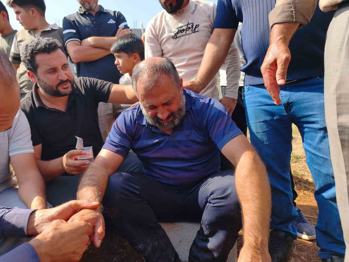Girne\'de batan Filo Jet\'ten çıkarılan 33 yaşındaki adam kardeşinin yanına defnedildi