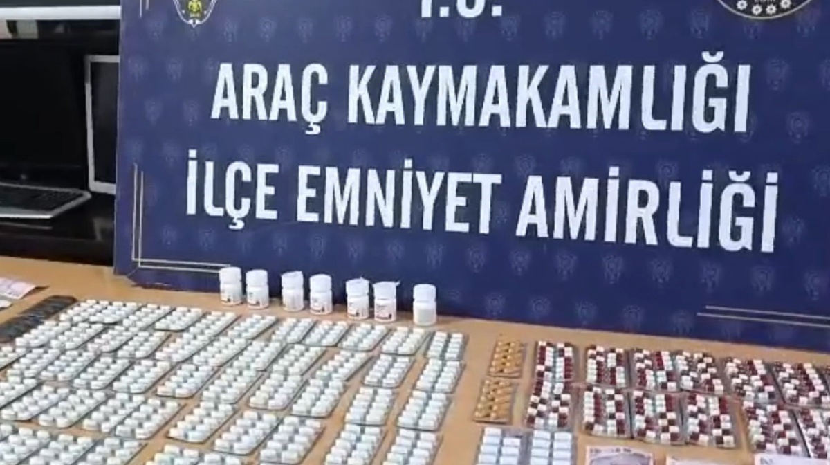 Kastamonu Araç\'ta düzenlenen iki uyuşturucu operasyonunda 4 şüpheli tutuklandı